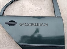 Skoda Fabia 2000 arxa qapısı